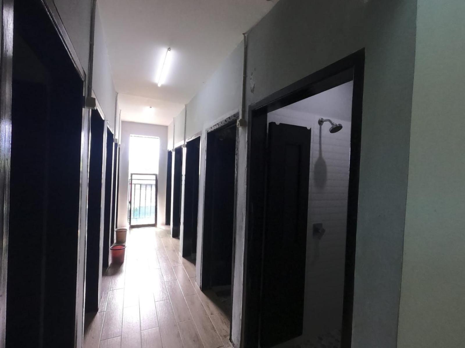 Innbox Hostel Sorong Buitenkant foto